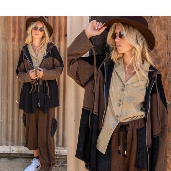 B11P🤎🖤POL perfection in zip up hoodie style perfect 4 office2out! Gorgeous! - Picture 4 of 8